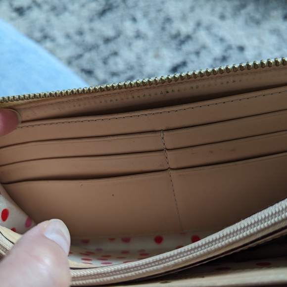 Kate Spade Wallet - Picture 4 of 7